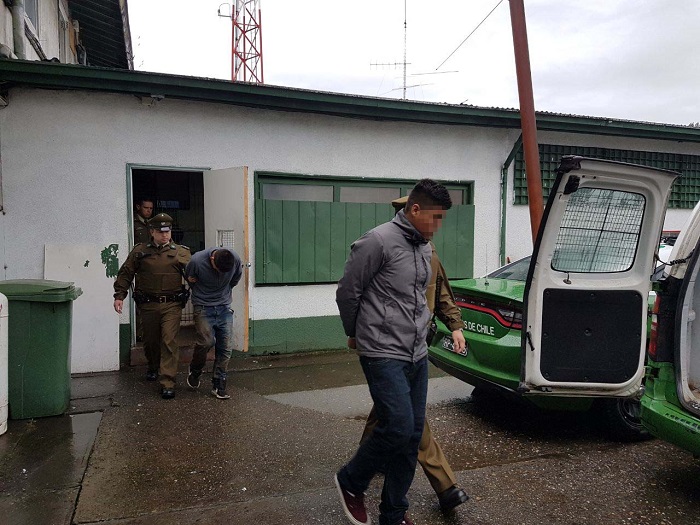 Carabineros de Valdivia detuvo a pareja delictual liderada por «El Cisarro» tras robo en servicentro de Las Ánimas