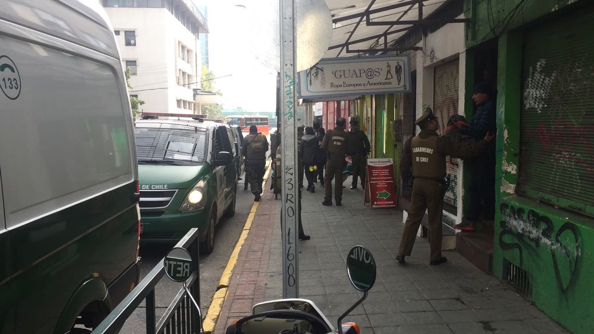 Video muestra operativo de allanamiento en clandestino «La Ratonera» en Valdivia