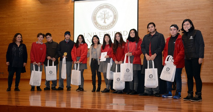 Colegio Martin Luther King gana concurso de innovación USS Valdivia