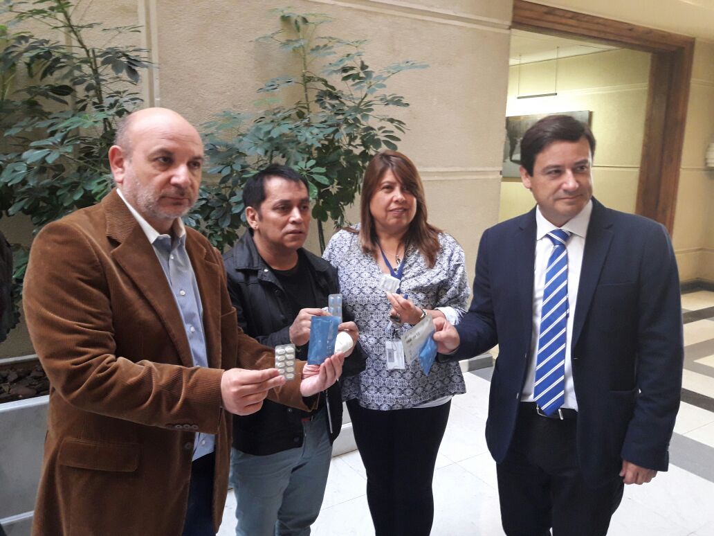 Diputado Patricio Rosas pidió al Gobierno distribución masiva del test rápido de VIH / SIDA