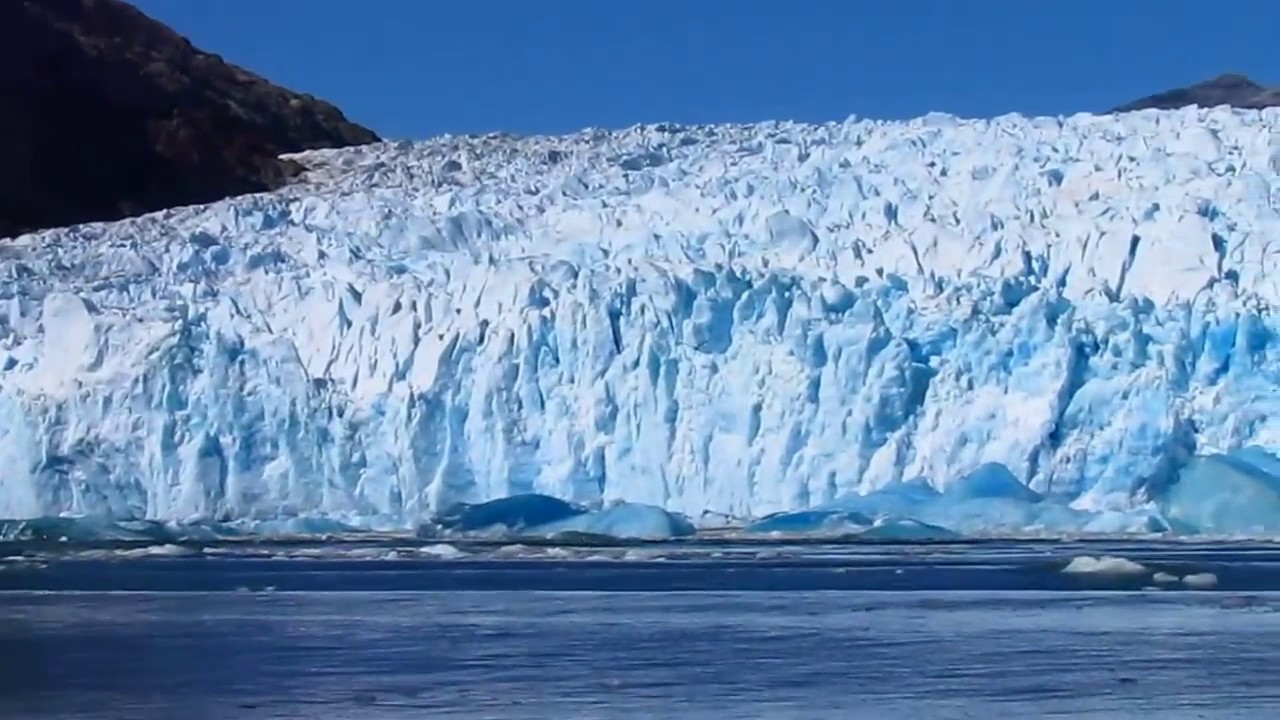 Charla sobre lago oculto bajo el hielo Antártico Occidental, Cecs inicia segundo ciclo de tertulias en Valdivia