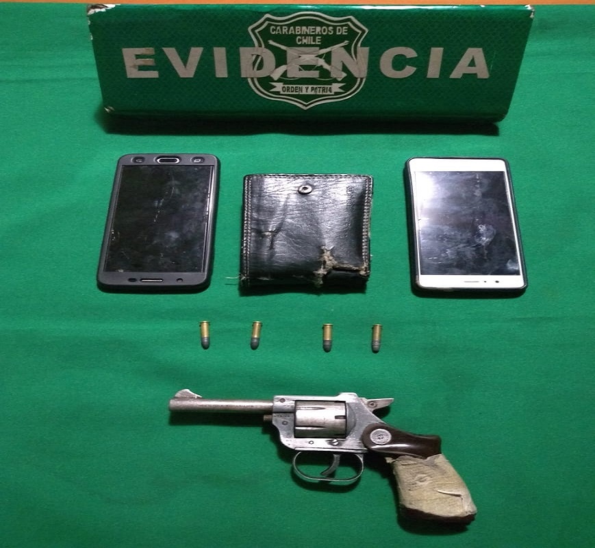 Carabineros detuvo a delincuentes que asaltaron con revólver a un hombre y su hijo en Valdivia