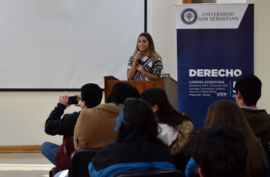 Derecho USS Valdivia invita a conferencia sobre Guerra Comercial entre Estados Unidos y China