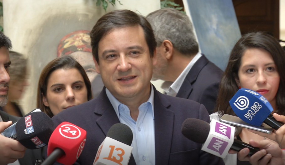 Diputado Rosas y cambios en el Alto mando en el Ejército: «Esperamos que de una vez por todas ordenen su casa”