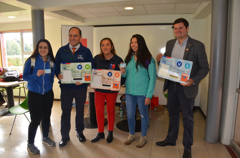 Cerca de 41 mil estudiantes de Los Ríos podrán revalidar su Tarjeta Nacional Estudiantil hasta el 31 de mayo