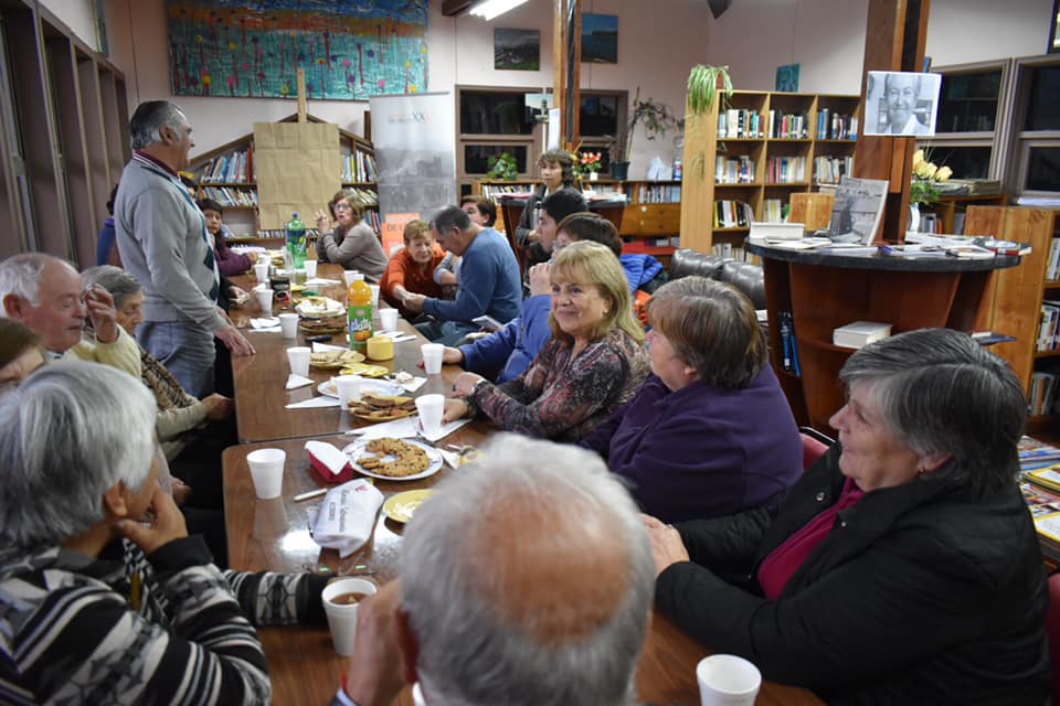 Bibliotecas Públicas de Los Ríos celebran el Mes del Patrimonio con encuentros comunitarios y muestras fotográficas