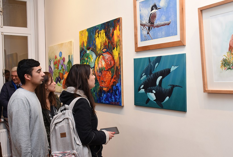112 artistas exponen en la décima tercera versión del Salón de Otoño Pablo Flández en Centro Cultural Casa Prochelle Uno