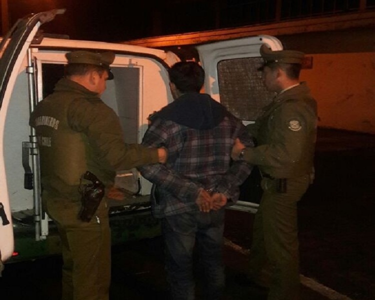 Arresto ciudadano: delincuente de 14 años fue detenido mientras robaba bicicleta en Barrios Bajos