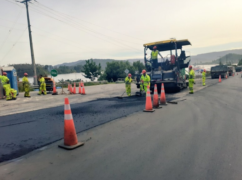 MOP Los Ríos anunció cartera de licitaciones para 2024, destacando histórico presupuesto de 221 mil millones de pesos 