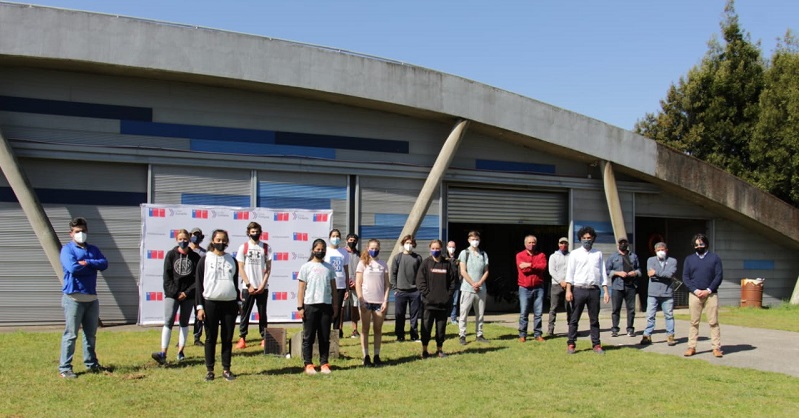 Selección de remo inició concentración en Valdivia