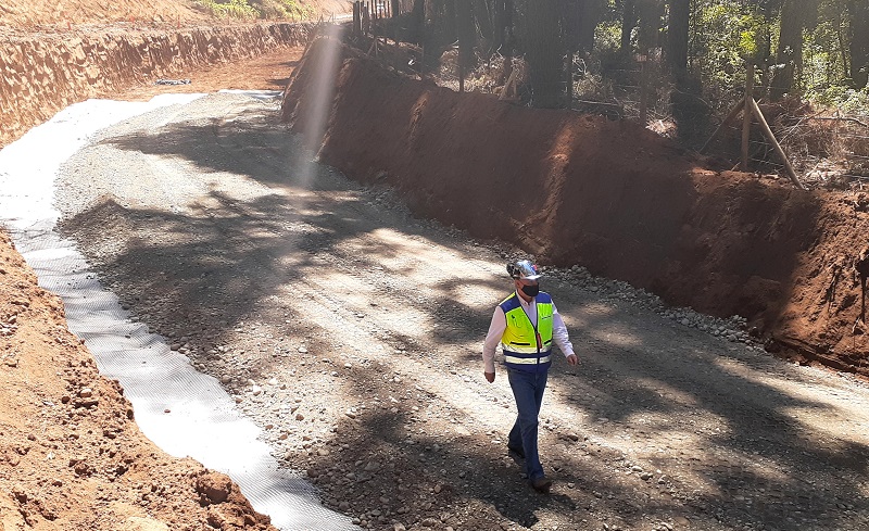 MOP avanza en asfaltado de los 18 kilómetros en Ruta Torobayo-Curiñanco,  que conecta Valdivia y la zona costera