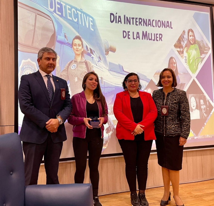 PDI Los Ríos realizó conversatorio con la campeona mundial de Boxeo Daniela Asenjo en conmemoración del Día de la Mujer