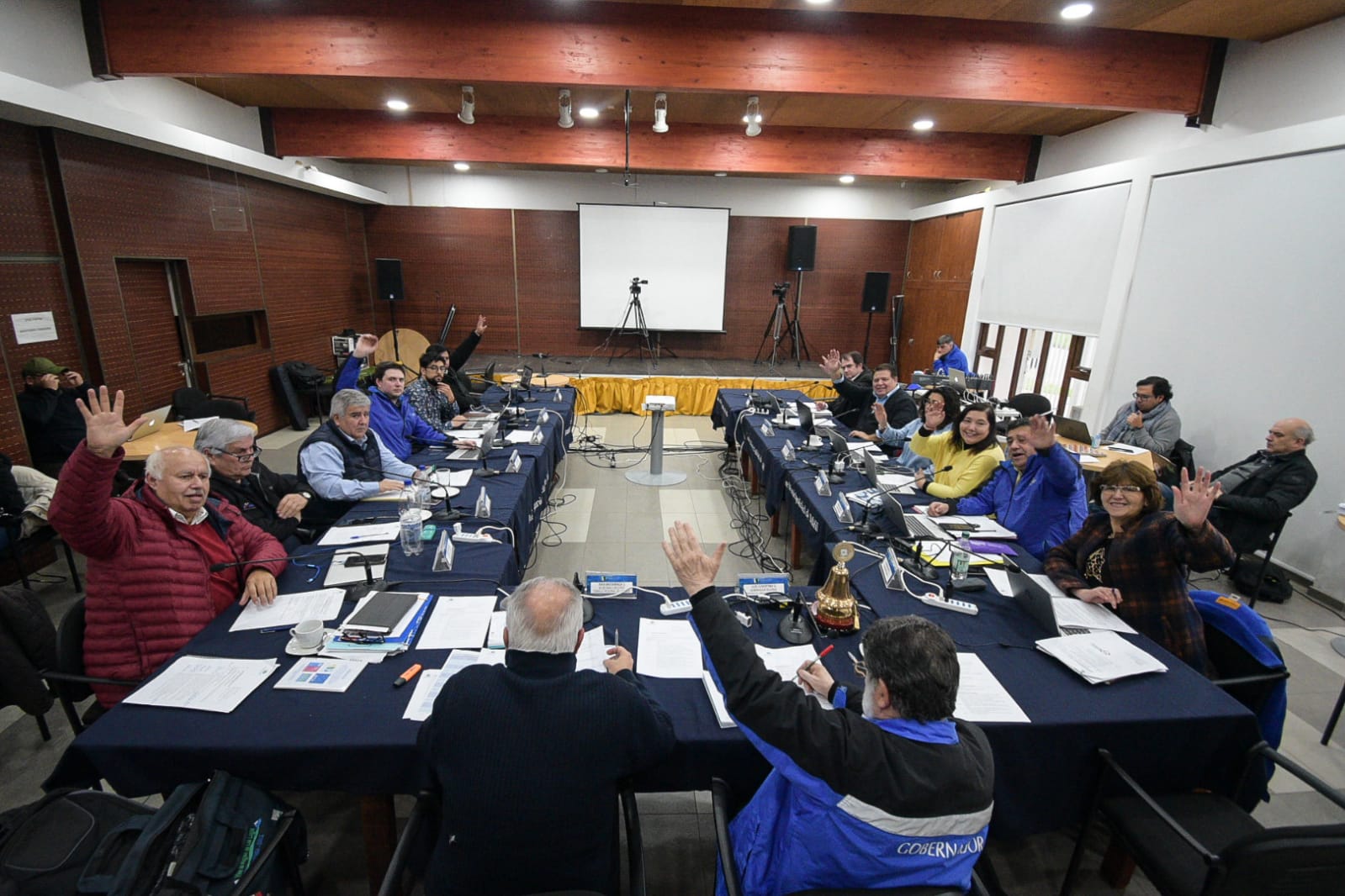 CORE Los Ríos aprueba nuevos recursos para Bomberos de la región