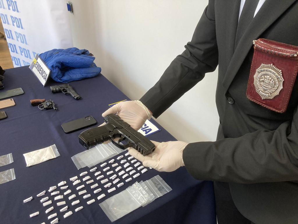 PDI detuvo a banda que asaltaba a conductores de aplicación en Valdivia compuesta por menores de edad: Serían responsables en al menos 25 delitos