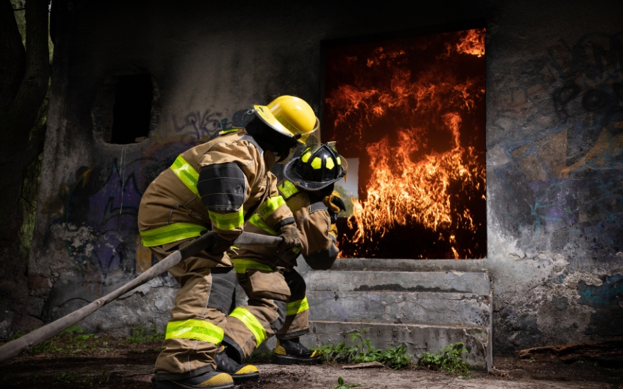 Aguas Décima refuerza su campaña de aportes a Bomberos