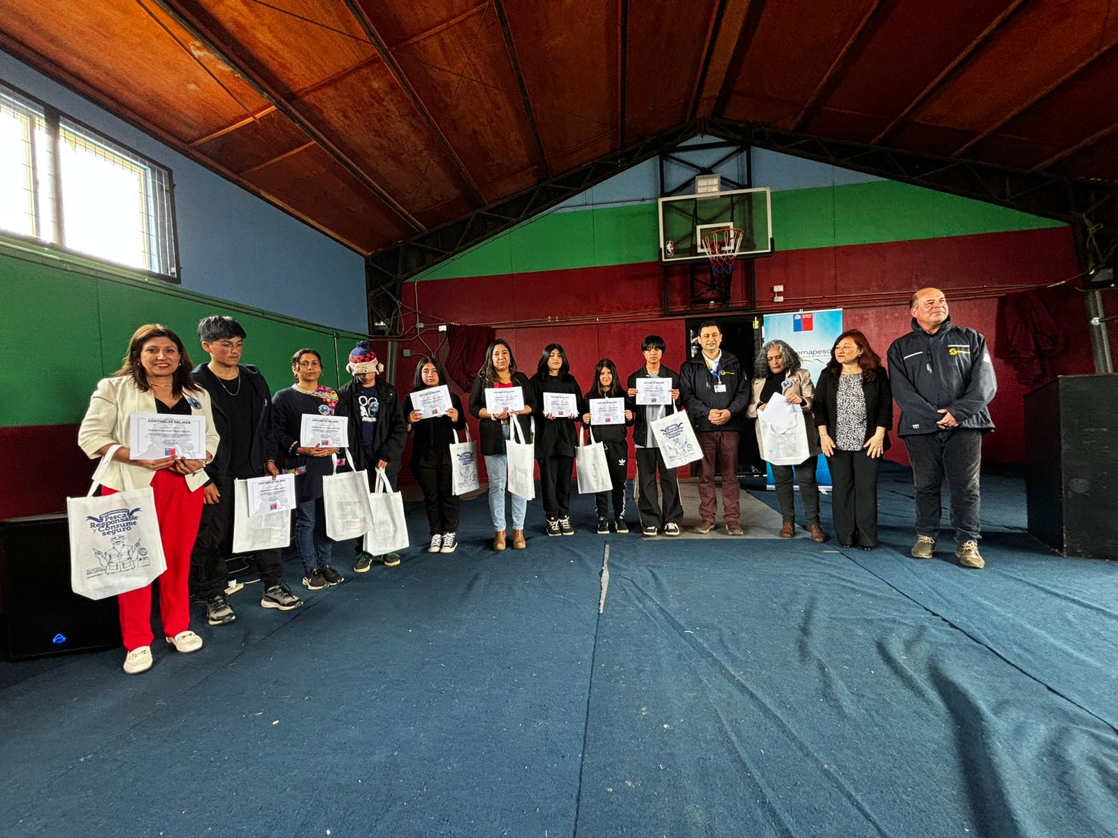 En la región de Los Ríos, Sernapesca certificó a 10 personas como Centinelas del Mar