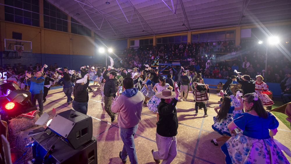 Paillaco realizó multitudinaria celebración por el Día del Cuequero