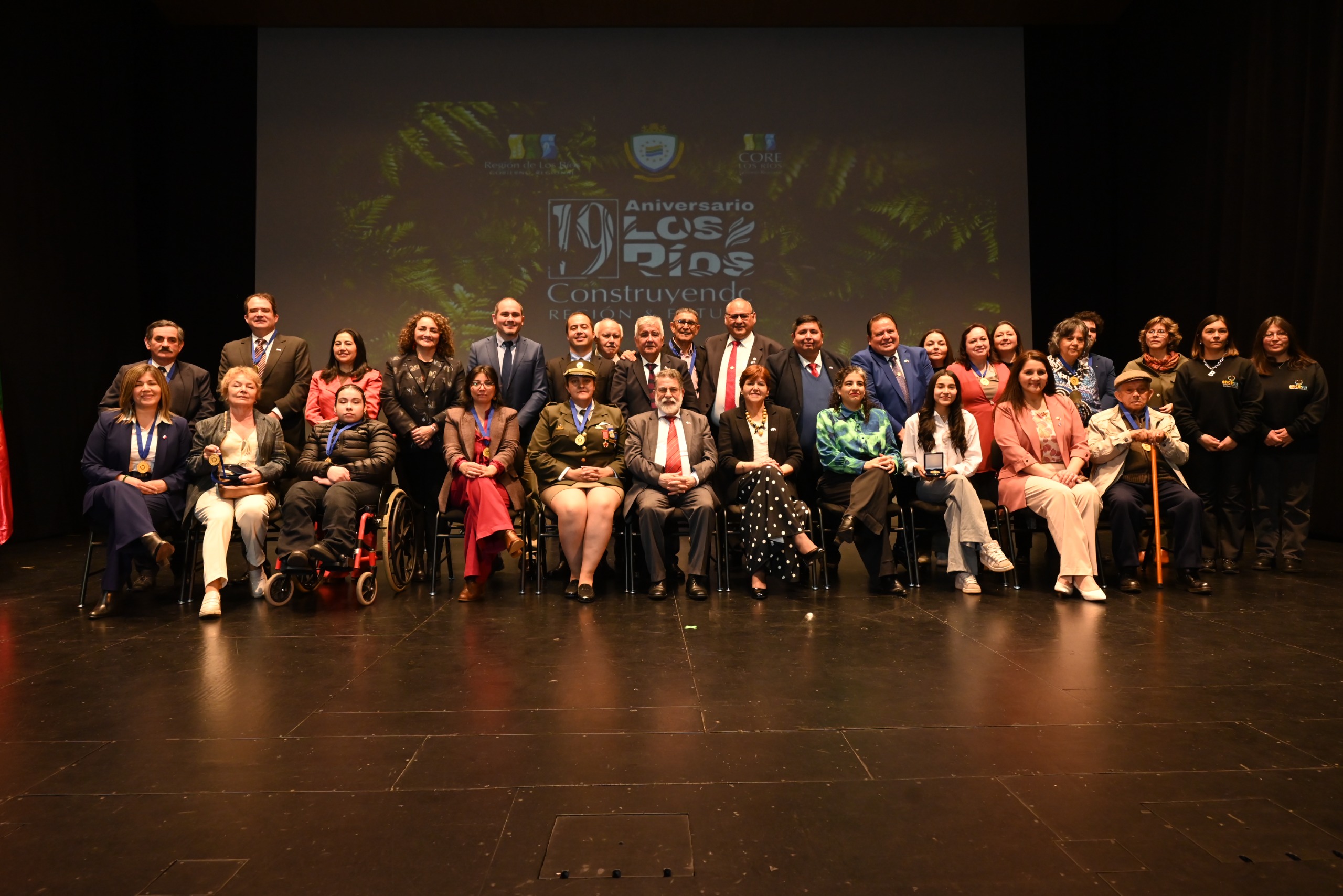 Los Ríos conmemoró 19 años de historia reconociendo a quienes construyen el desarrollo regional