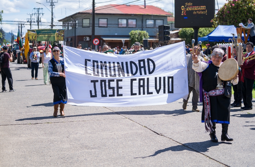 Paillaco celebró 92 años de historia con multitudinario desfile cívico y escolar
